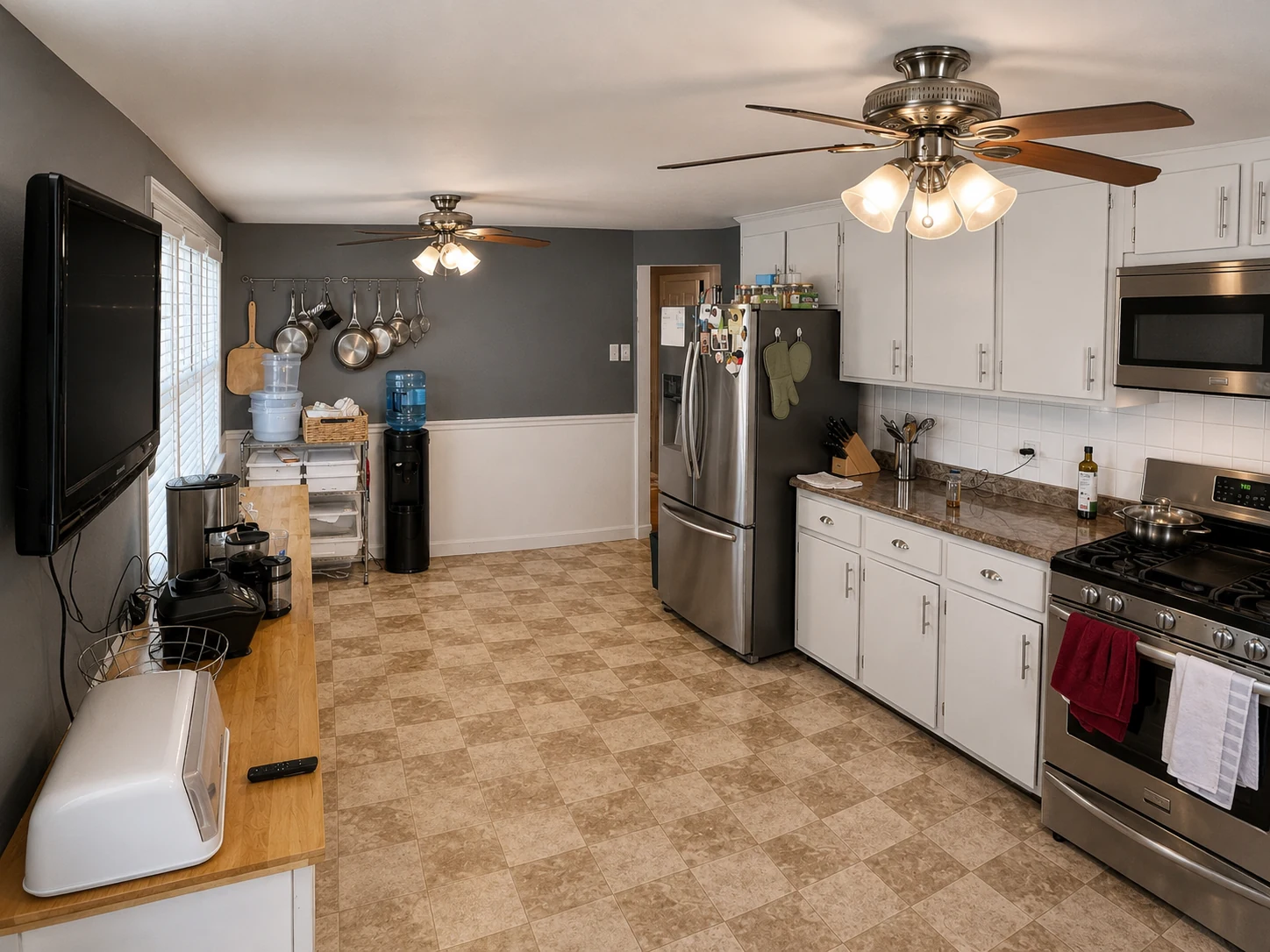 Before kitchen remodel by Mr. Gomes Remodeling